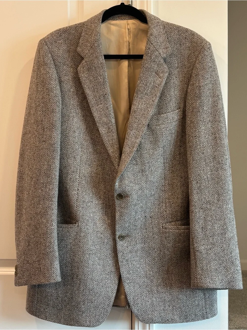 Vintage Magee Donegal Tweed Sport Herringbone Coat 42L Handwoven Ireland Wool